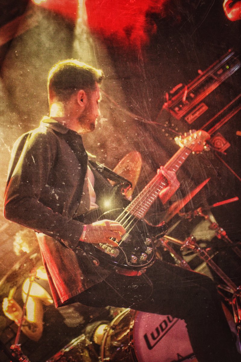 Strangeforms ‘24. 

Big up to <a href="/BadOwlPresents/">Bad Owl</a> for organising such an incredible event. 

Thanks for getting down early to catch us 🌹 

📷 - <a href="/andichrist19_/">🌹 andichrist19 🌹</a>