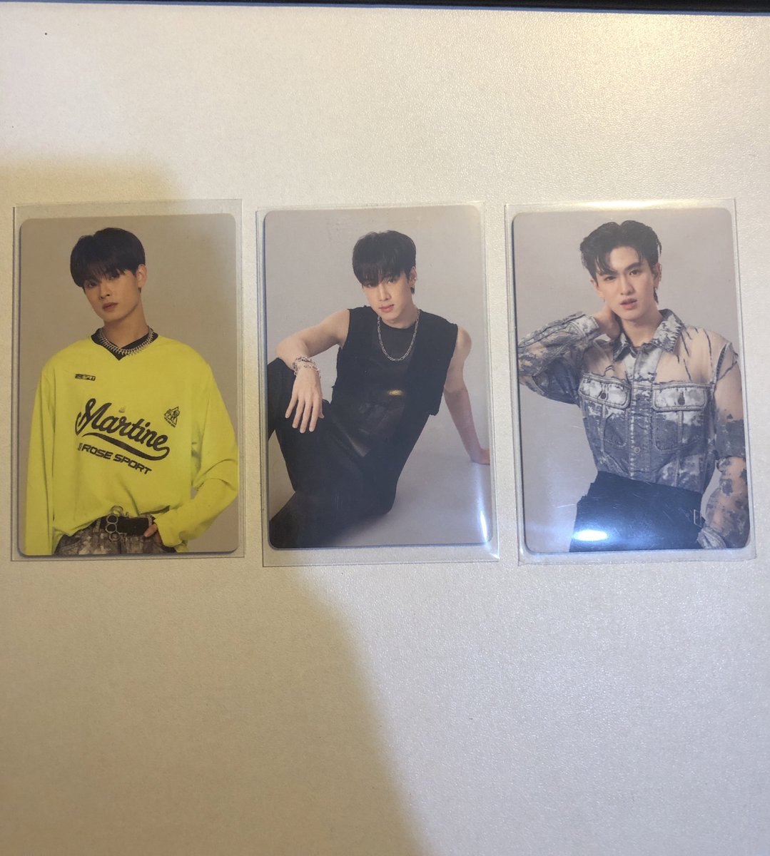 ปล่อยต่อ debut photocard BUS 

พี่ขุน 100 
พี่อลัน 60
พี่จิน 60
 
*เปิดมาแล้วได้ซ้ำเลยมาปล่อยต่อ
( สนใจเดม มาขอดูเพิ่มเติมได้ครับ )
#BUSbecausaeofyouishine #789TRAINEE #ตลาดนัดBUS #THAIchayanon #COPPERdechawat #HEARTchuthiwat