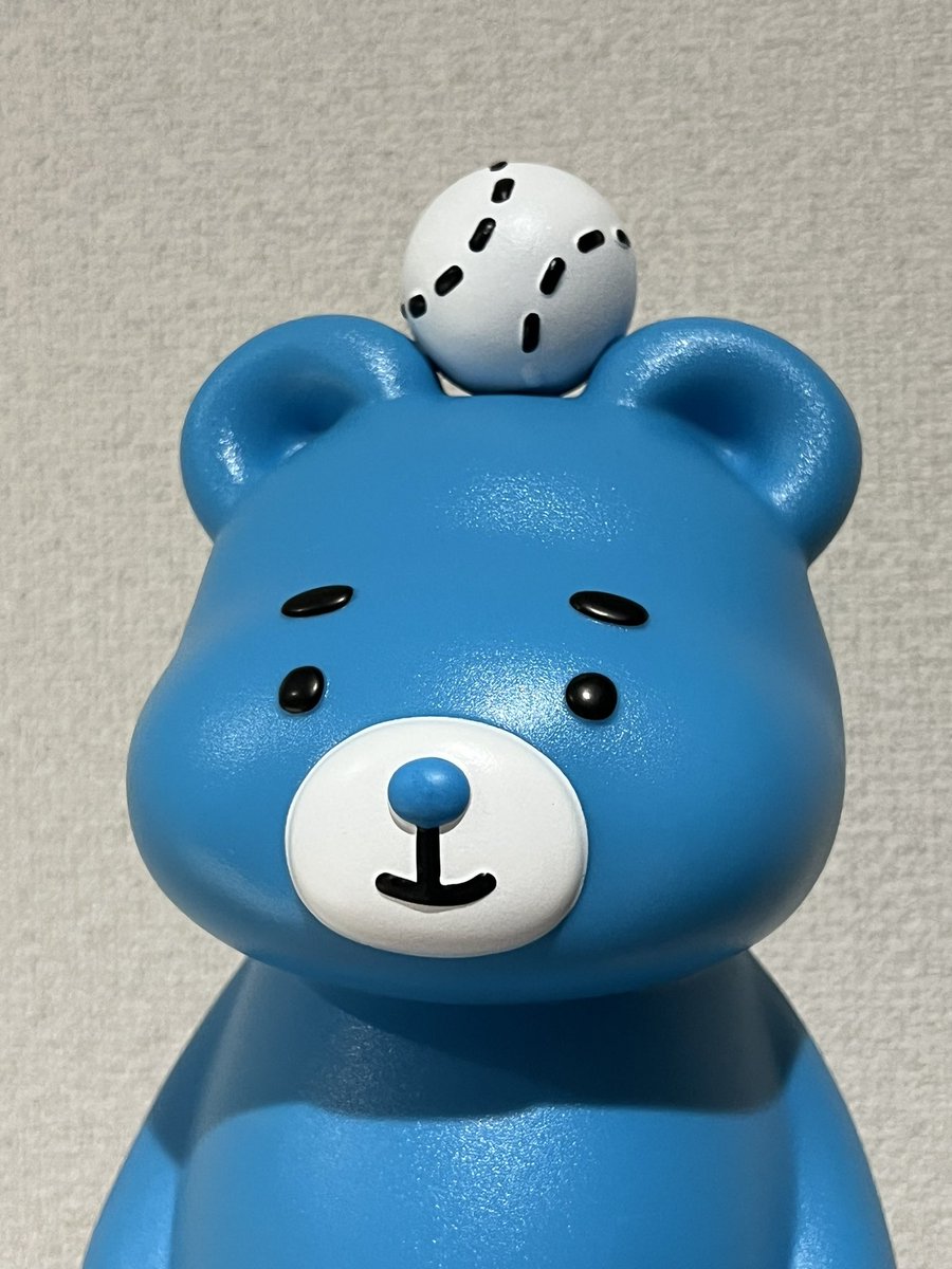 青い熊さん（えふたん）
めちゃくちゃ可愛い🤣🤣
#えふたん
#デザインが好きすぎる
#つぶらな瞳
#loveFighters