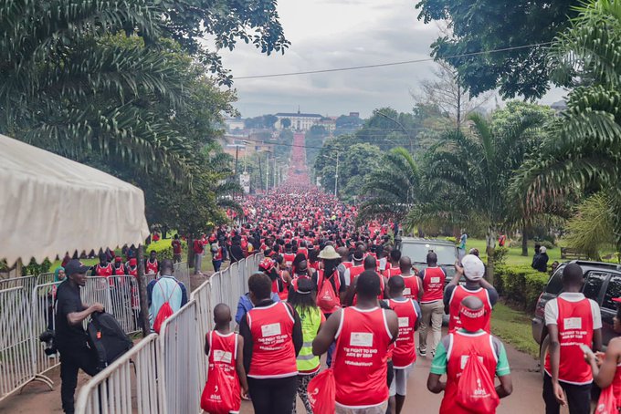 Big shout out to everyone who joined the #AirtelKabakaRun2024!
Your support in fighting HIV/AIDS is invaluable. Together, we stand strong against this epidemic.
Let's keep running towards a healthier, HIV-free future. 🏃‍♂️🏃‍♀️ 
#EndAIDS #CommunitySolidarity