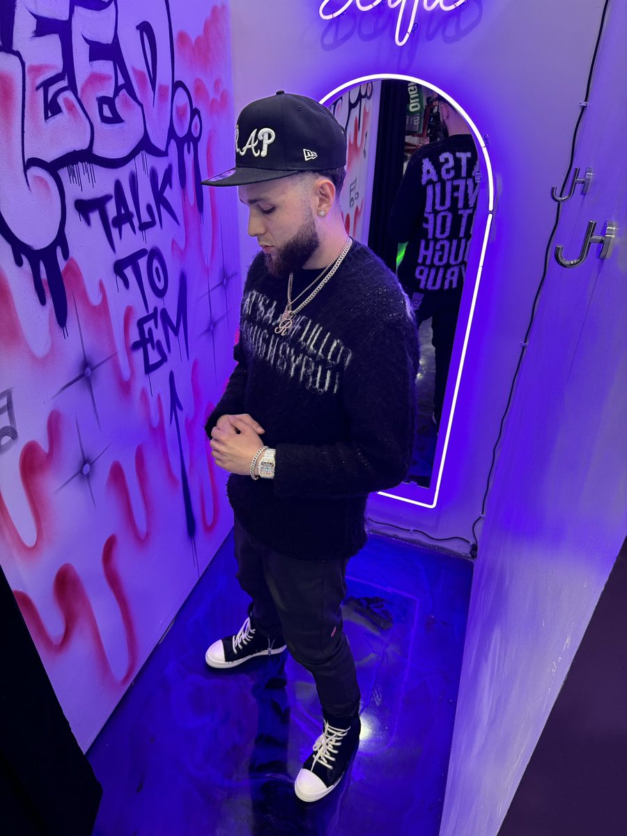 Raymonddd0's tweet photo. https://t.co/0ebY7ETB1l