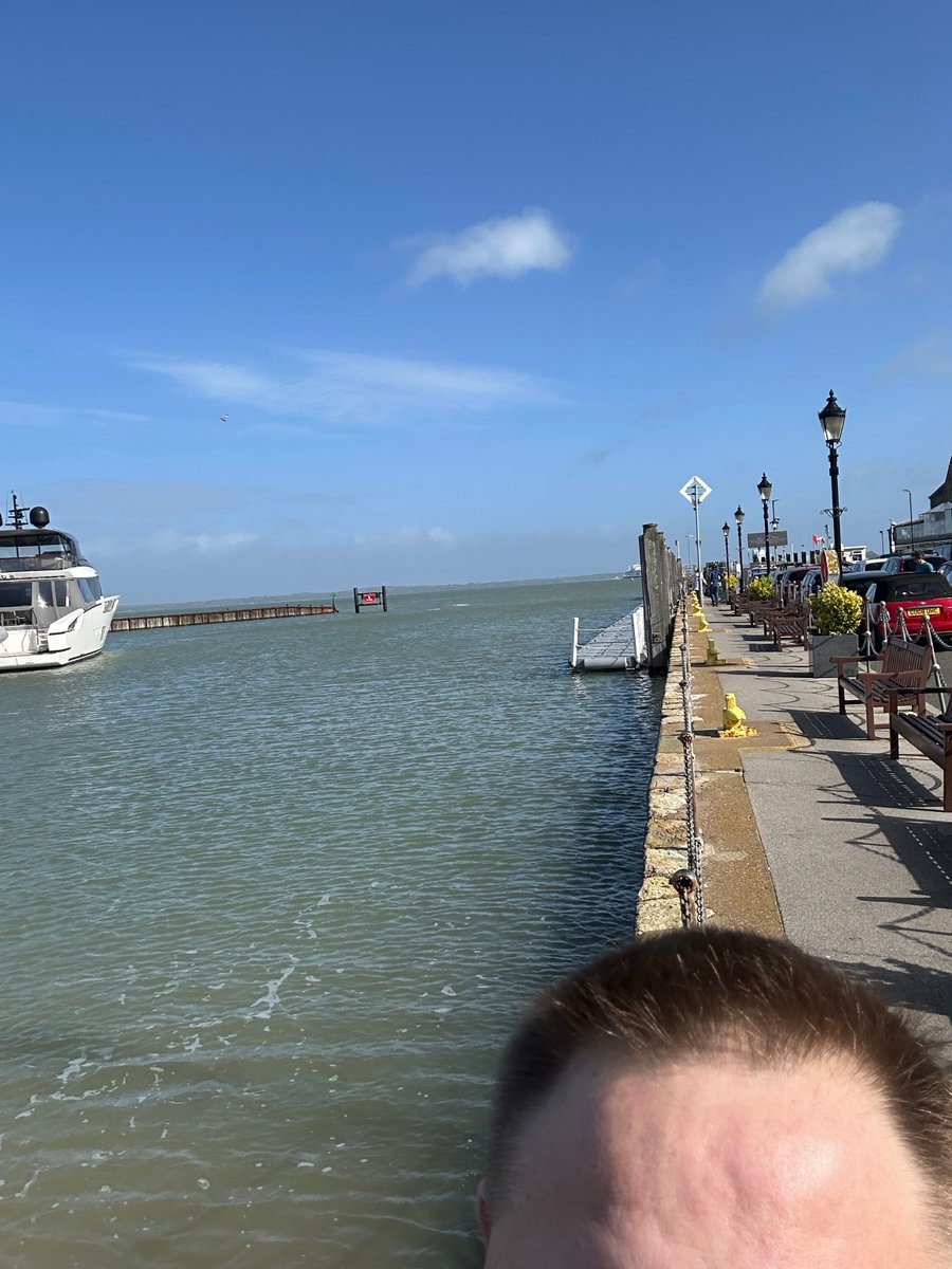 🌤️ It’s a lovely morning here on the Isle of Wight 😎 just about to set off home ⛴️ Thank you to everyone who came to the Shanklin theatre last night 🙏 you guys were awesome 🥳 enjoy the rest of your weekend everone 🚛