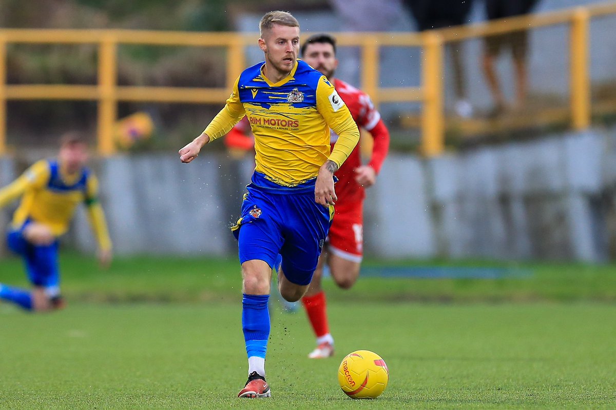 Happy Birthday <a href="/PattenKeenan/">KeenanPatten</a>, have a great day 💛💙