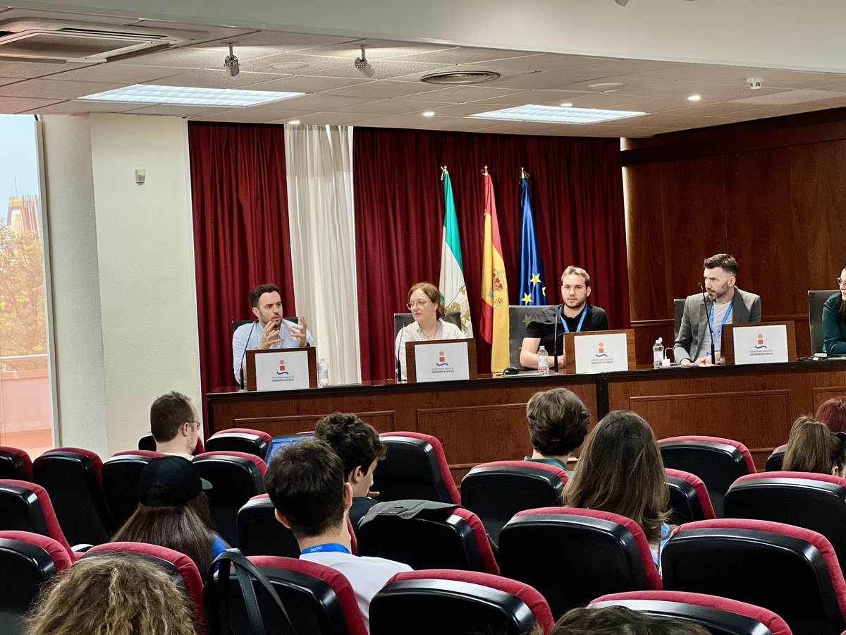 ESN_Int's tweet image. What is the #Erasmus Charter for Higher Education really about? And what can be the role of student representatives in the process of implementing it? Our panelists from the @EU_Commission, @unilj, #CMEPIUS, @ingenium_univ and ESN are bringing their perspectives to the table.🗣️🌍