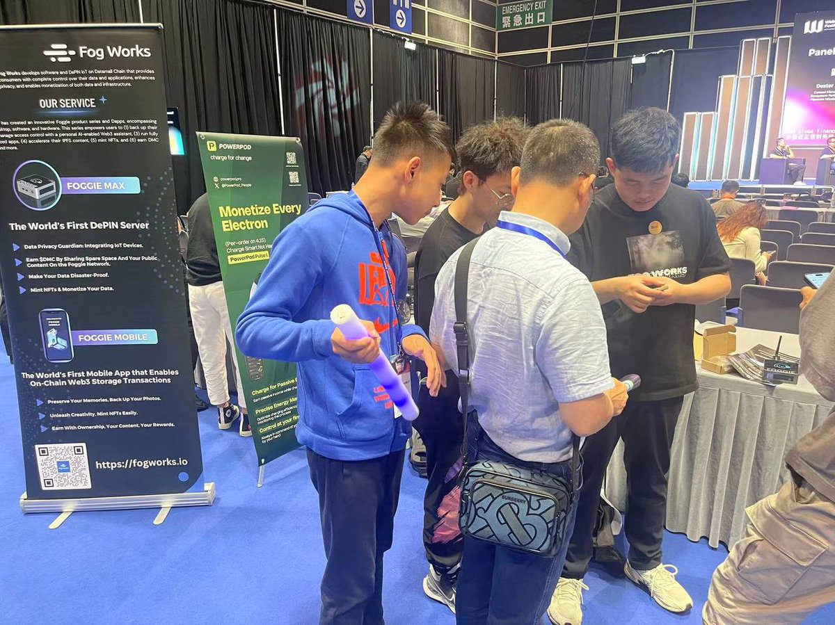 Foggie Max @ DePIN Sour Summit #HKweb3festival Join us at SUB-STAGE 1, Hall 3FG, HK Convention and Exhibition Centre, together with @datamallcoin and @arkreen_network, for an unforgettable journey into the world of #DePIN. #FoggieMax