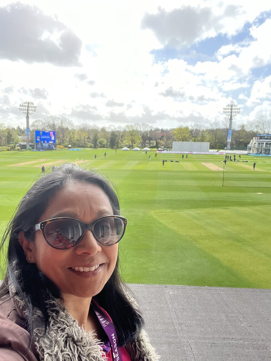 Cricket, yes cricket! 🏏 Day 3 of @KentCricket v @SomersetCCC at @Spitfire_Ground in the @CountyChamp Bright ☀️ but super blustery💨. 1st inns Kent 284 all out, Somerset start day 3 with the bat. Ball by ball comms @BBCSport website @BBCKentSport @bbcsomerset