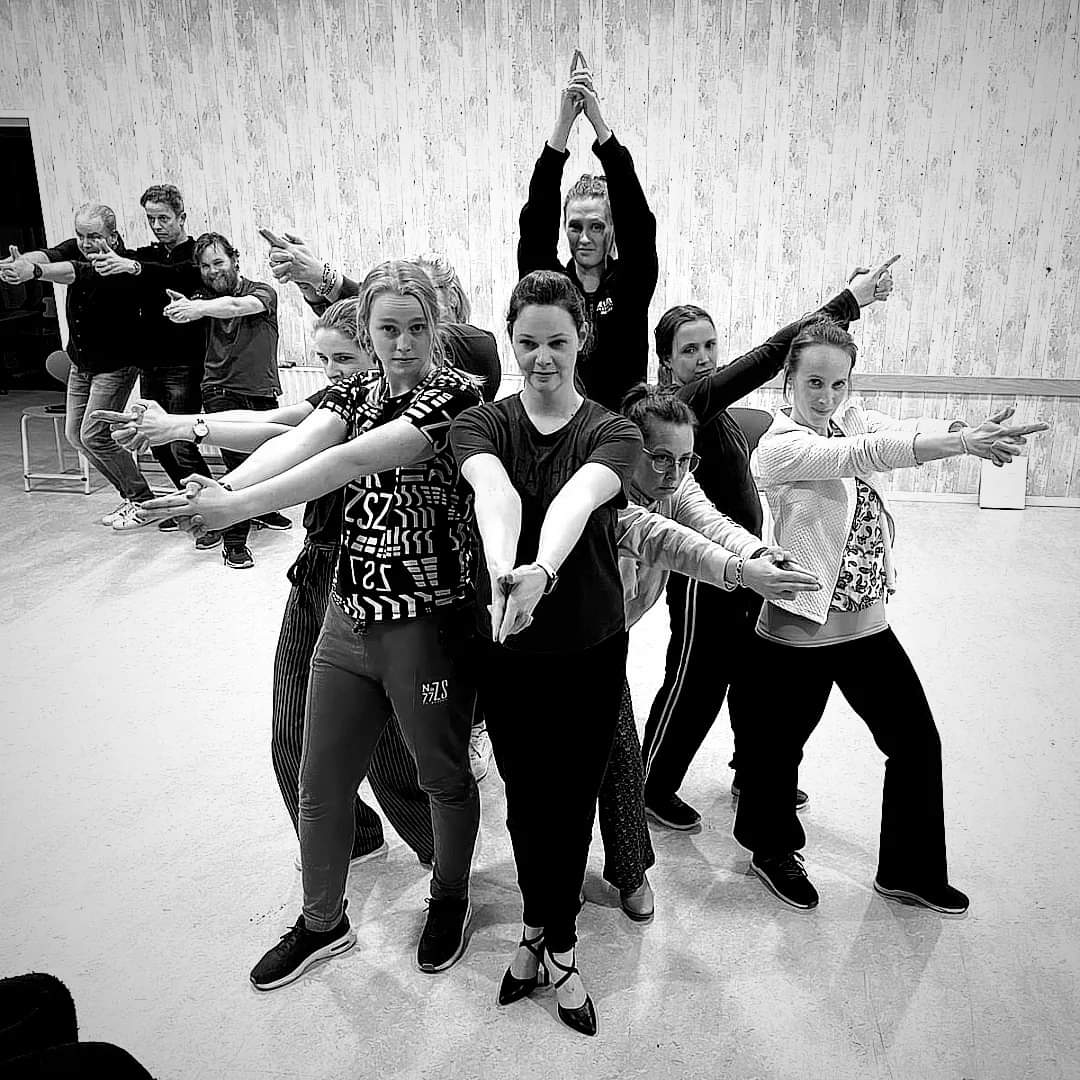 sempresereno's tweet photo. Gegijzeld in 't theater? ππ€
Benieuwd naar de grootste houvast van Morticia en wat deze zin ermee te maken heeft? π€πͺ¦
22-25 mei in Theater Junushoff
Tickets via https://t.co/aB1Bo5rhp6
#SempreSereno #TheAddamsFamily #AddamsFamily #Wageningen #Junushoff #WUR #Wednesday https://t.co/g8YnLn1Ucx