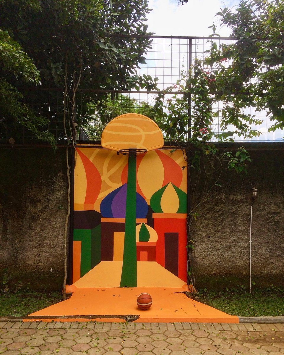 Melukis ring basket kecil dengan tema gambar bangunan timur tengah dengan warna warni pop 🌤 #sukalukis #art #painting #wallpainting #decorative