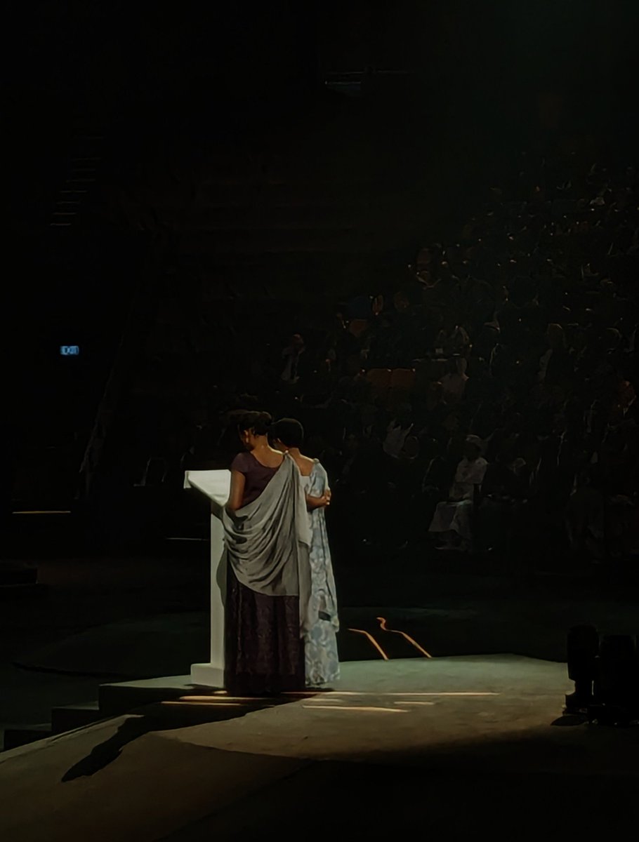 Rwandans stand together, united - for one another, for their country. 

Today, and always.

#Kwibuka30