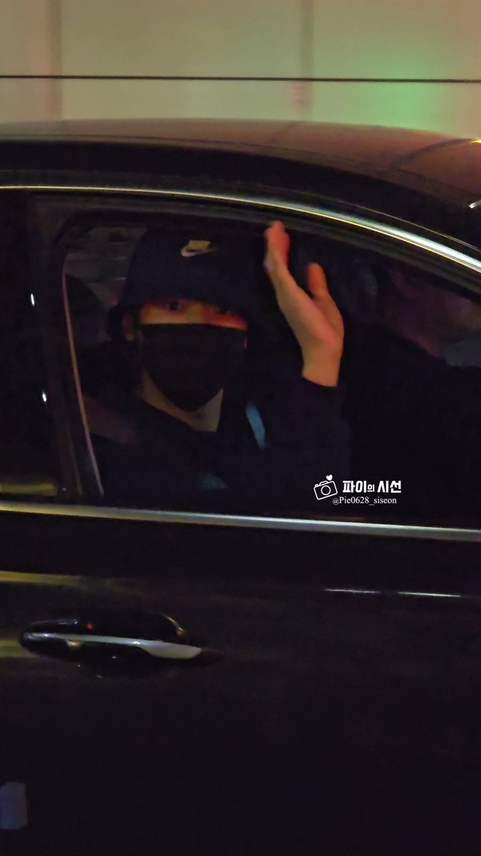 2024.04.07 #강민혁 입국 @MR_KANGGUN 👋👋👋