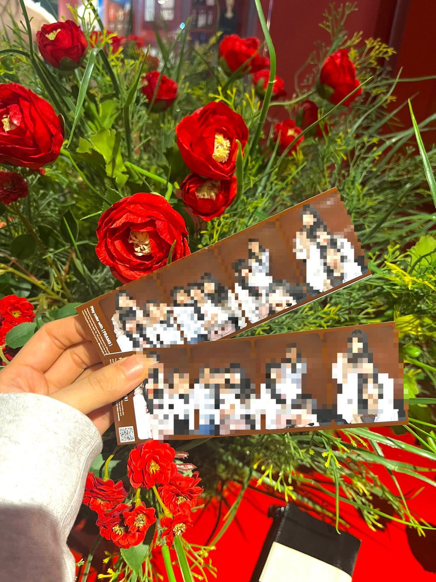 onnaon's tweet photo. 친구 생파도 있었구요🎂 https://t.co/I1fuytw6IV