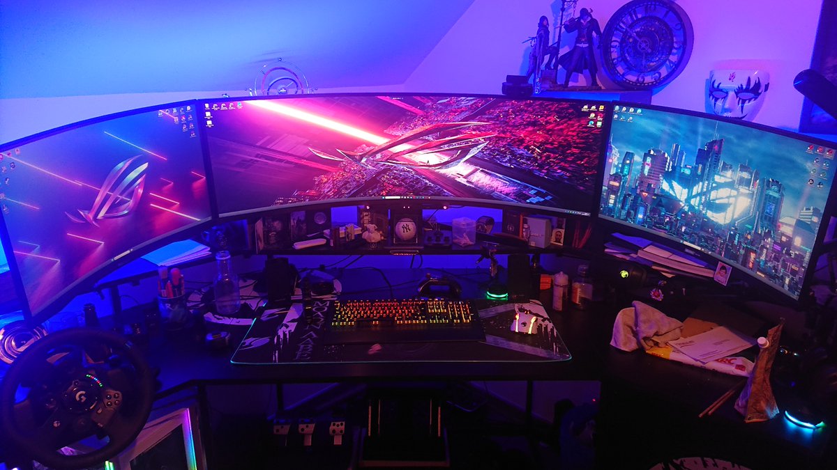 We'll stop posting #SimSetupSunday posts when you folks stop posting such 🔥 battlestations!

Time to share yours; drop a pic in #Battlestations on our Discord to show off yours:

tobii.gg/tDiscord