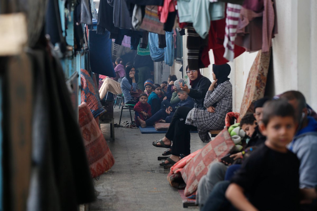 The war in #Gaza: 6 months of never-ending displacement. Around 1.7 million people have been forced to flee their homes. Since the onset of the war, @UNRWA facilities have been transformed to provide emergency shelter for thousands of families seeking safety with nowhere to go