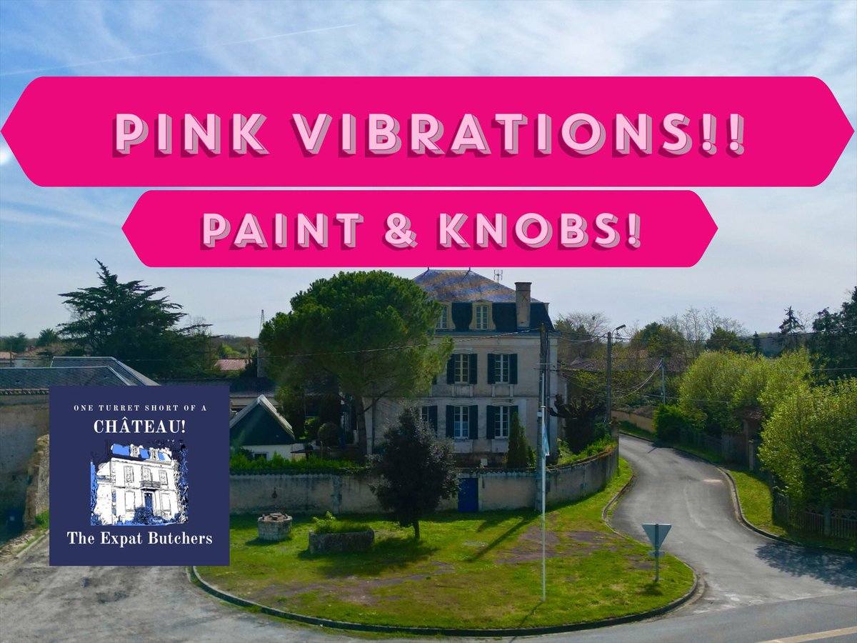 ExpatMaison's tweet photo. 6pm UK 🇬🇧 time on our YouTube Channel. 🎬🎞️
https://t.co/vUUavMgHsC
#chateauliving #chateaulife #château #chateaustyle #chateaudiy #france #bordeaux #dreamchateau #wine #history #charentemaritime  #vintage #charentemaritime #antiques #bathroom #chateaurenovation #bath #antiques https://t.co/UDEMlreBU2
