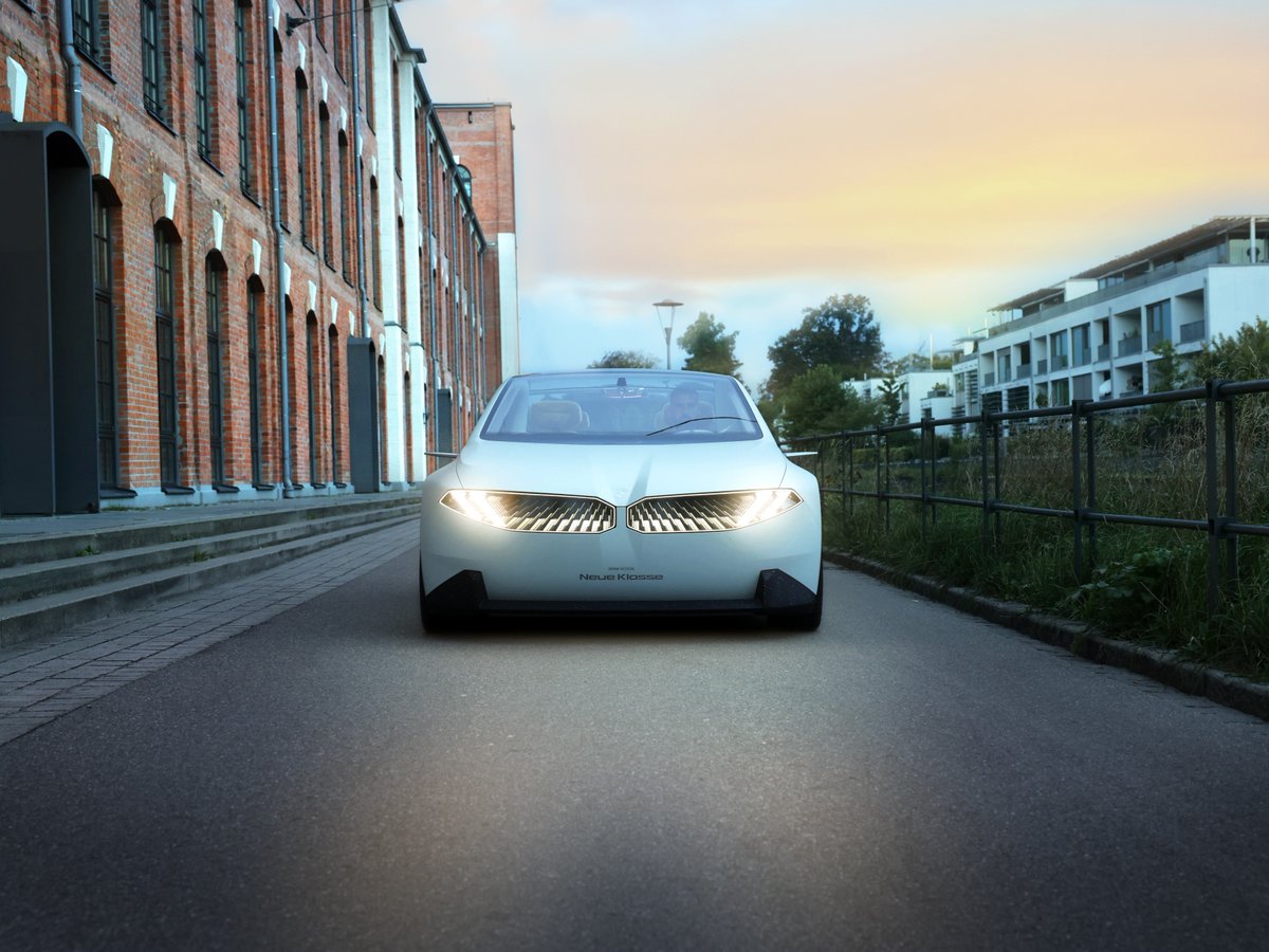 Lighting a new path to future mobility. #THEVisionNeueKlasse #NeueKlasse