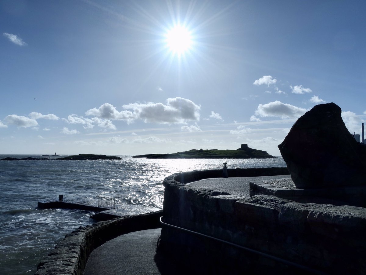 The morning after the Storm. Coliemore harbour. Dalkey. 💙