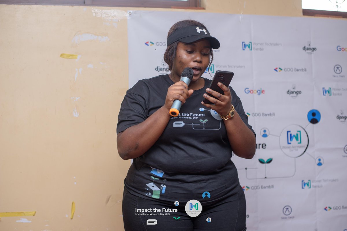 Presenting @_the_tech_girl_, who played a pivotal role in facilitating the Ideathon presentation, guiding the audience and participants through the purpose and essence of this innovative event. She provided a concise yet insightful explanation of what the Ideathon entails.❤️