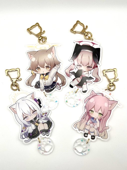 アクリルキーホルダーを4月12日〜26日までBOOTHで販売しますー!!
まっててね〜!!! 