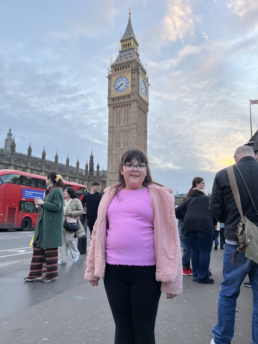 Louisew08236896's tweet photo. Ella wanted to share some pics of her first trip to London she was excited to show me some of the places her friends have visited, she loved the science museum, Buckingham palace, the Tower of London and the London eye  @grimoldby_y4 https://t.co/YPTHmfiKrn