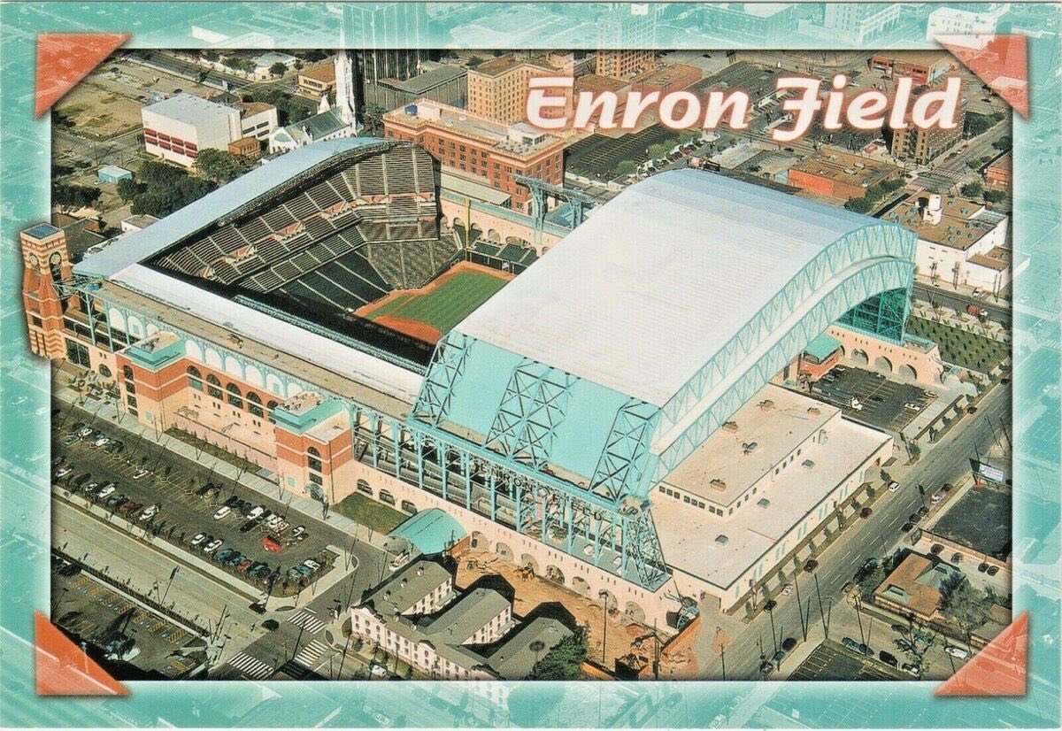 Today in 2000, Enron Field(Minute Maid Park) hosts its first regular season game.