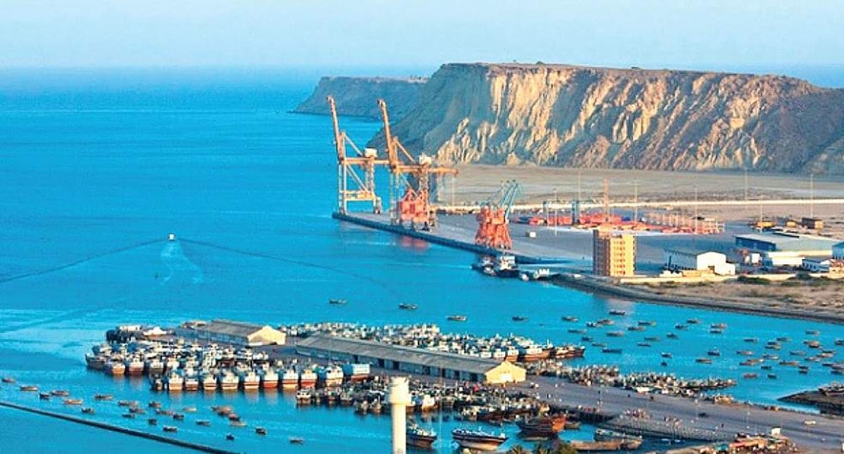 NewsAlgebraIND's tweet image. BIG REPORT 🚨 Gwadar, now Pakistan's, was offered to India in 1950s

Oman offered to sell Gwadar, then a small fishing village, to India in 1958 but then PM Jawaharlal Nehru declined the offer.

Now, it's the prized Pakistani port city of Gwadar &amp;amp; strategic port for China &amp;amp;…