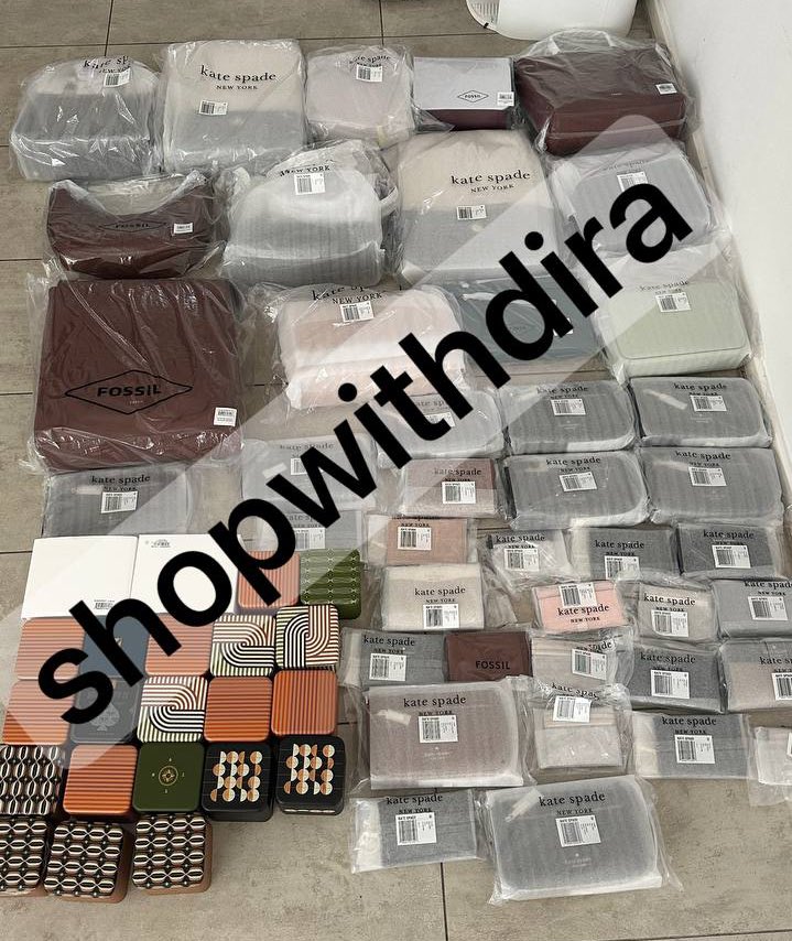 dyradyre's tweet photo. last 60 items before rayaaa. alhamdulillah ❤️ #shopwithdira https://t.co/NV2oUGFrfb
