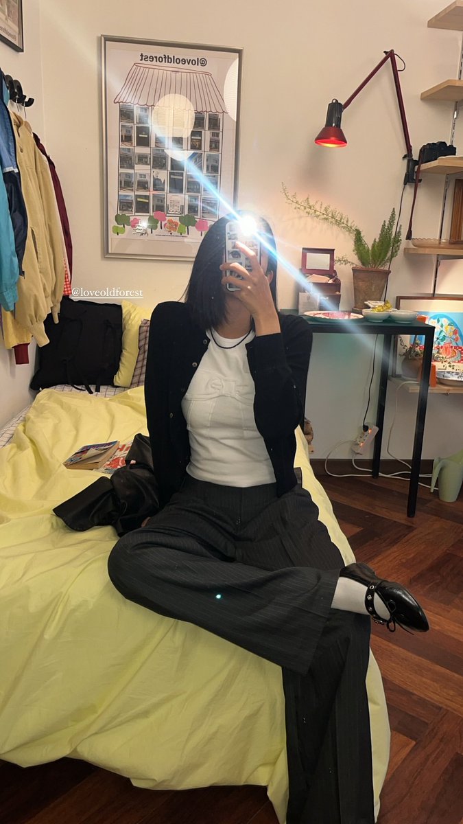 Lana tweet media