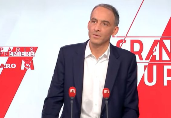 «Les Ukrainiens ne nous demandent pas des troupes françaises mais des armes pour leurs troupes ! Les aider, ce n'est pas simplement un enjeu de solidarité, c'est assurer notre propre sécurité. Poutine vise nos démocraties», estime Raphaël Glucksmann.