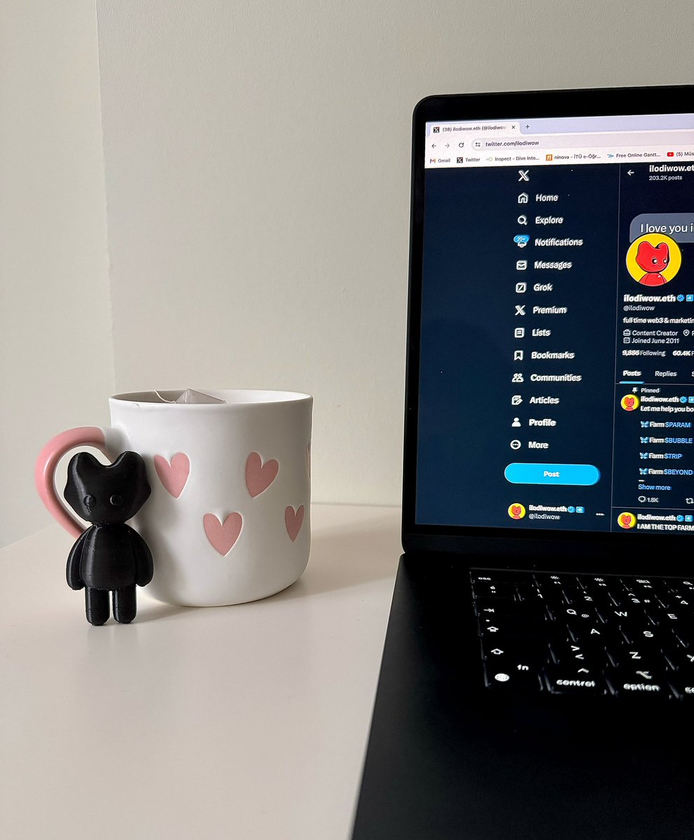 ilodiwow's tweet photo. Drinking tea &amp; farming $PARAM $BEYOND $TRIP $MOJO $COOKIE $BUBBLE @limewire 👩🏻‍🌾☕️

w/ my bestie @LumiParadox 🤝💰 https://t.co/OEWBDiwYLp