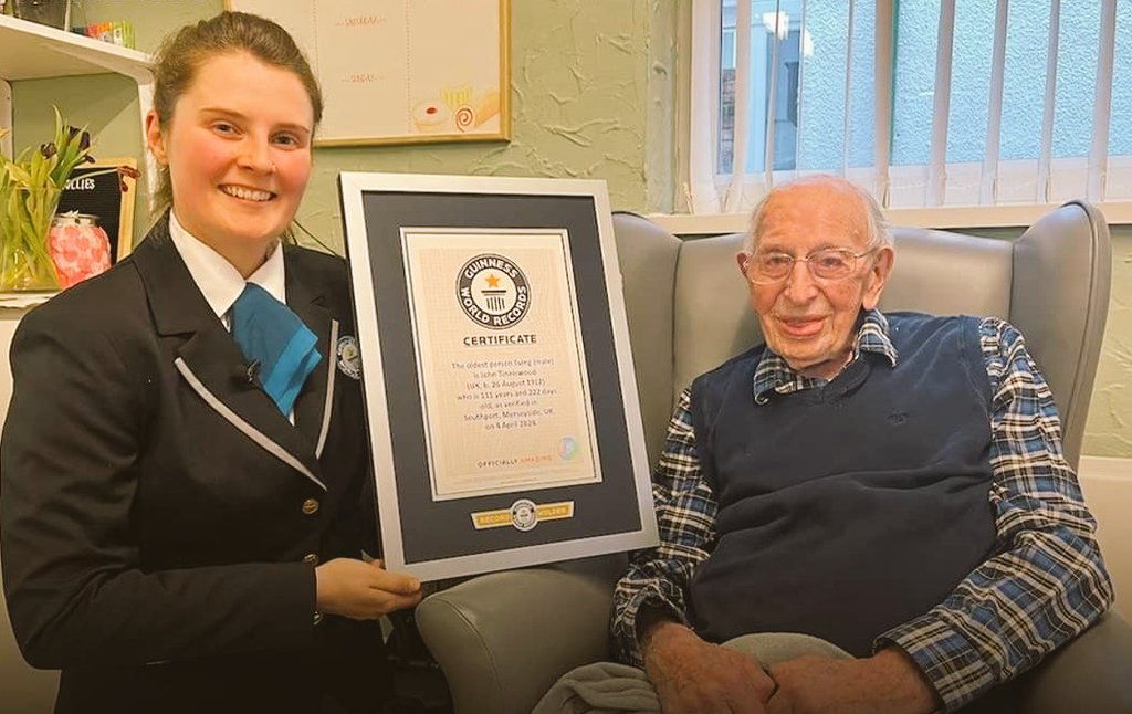 John Alfred Tinniswood, a remarkable 111-year-old resident of Southport, England, has been officially recognized as the world’s oldest living man by Guinness World Records. His extraordinary journey spans over a century, and he recently inherited this title following the passing…