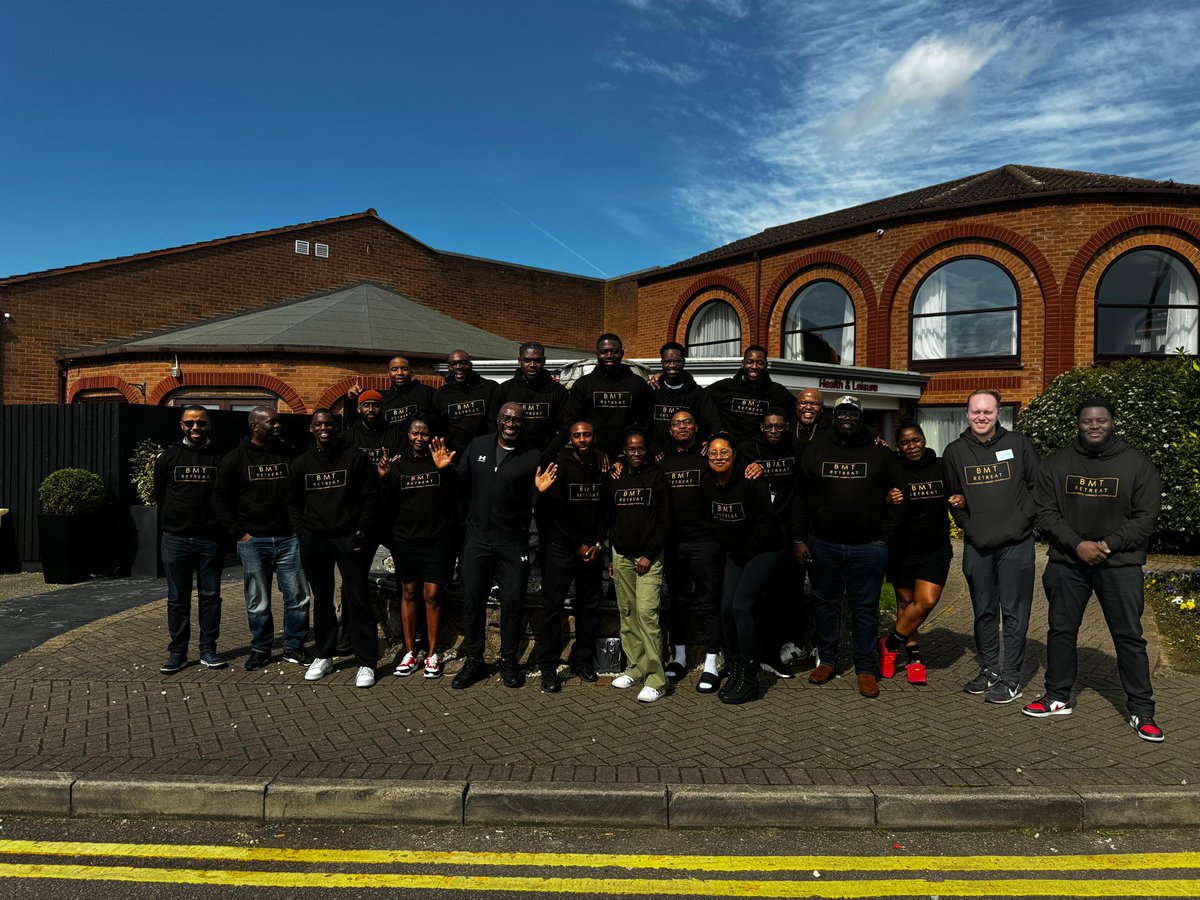 MissGordon147's tweet photo. Huge well done to @BlackMenTch entire team for hosting such an incredible Wellbeing Retreat for all educators 👏🏾👏🏾👏🏾👏🏾👏🏾👏🏾👏🏾
#teacherswellbeingmatters
#educatorsmatter https://t.co/HNNyBGGzxb