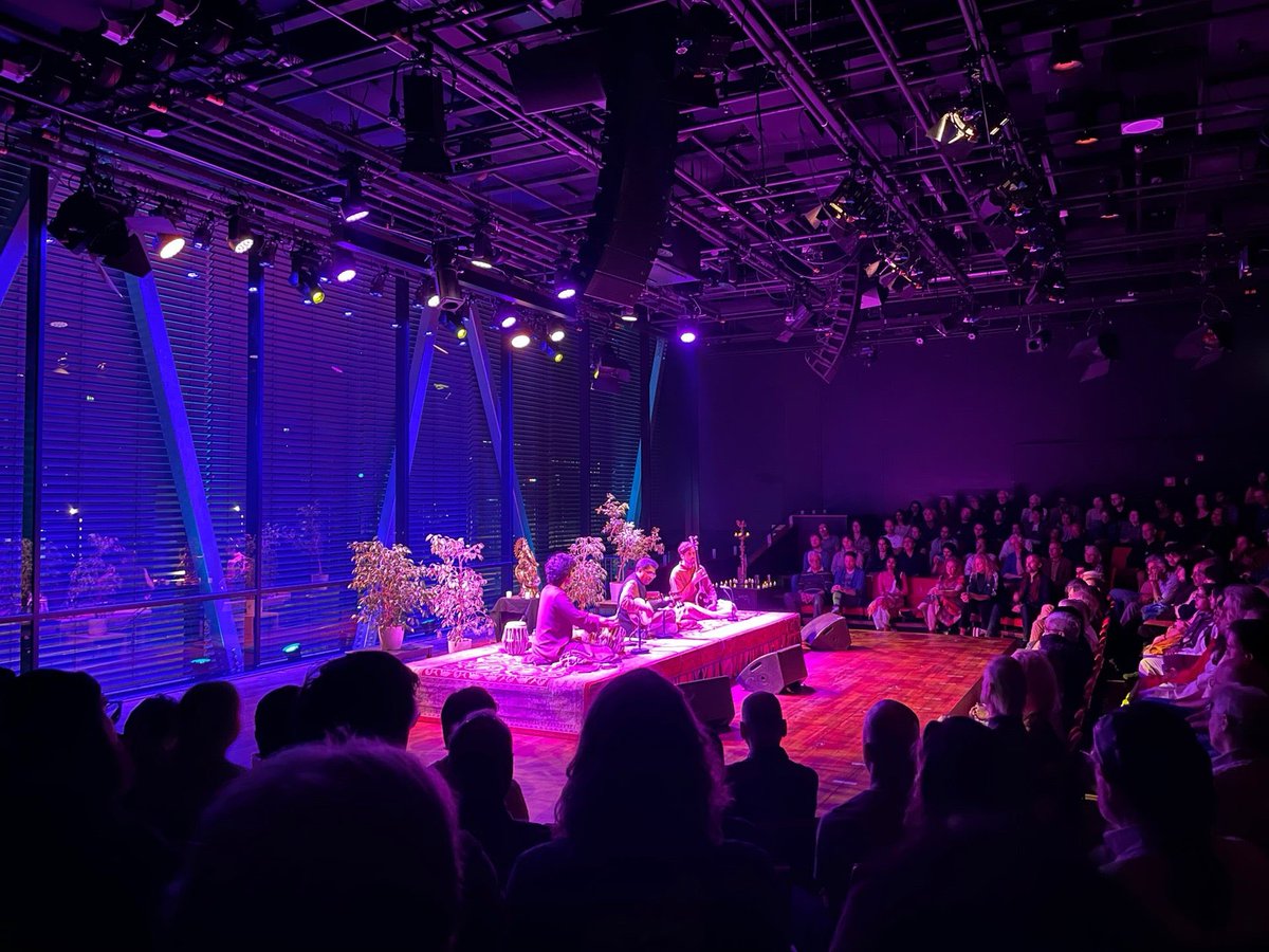 BouncingThots's tweet photo. Ecstasy in Ams - Sarod and Tabla and Raag Behaag….
Present me that combo and Pimples of geese erupt every time. https://t.co/eV5vcmoxX0 https://t.co/xWioMKAPao
