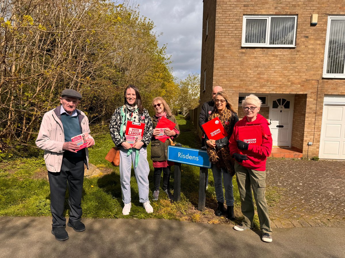 A windy but warm welcome on the #LabourDoorstep in Harlow this morning. Residents fed up of 14 years of #ToryChaos and ready to support brilliant @UKLabour candidates on Thursday 2nd May! #VoteLabour 🌹