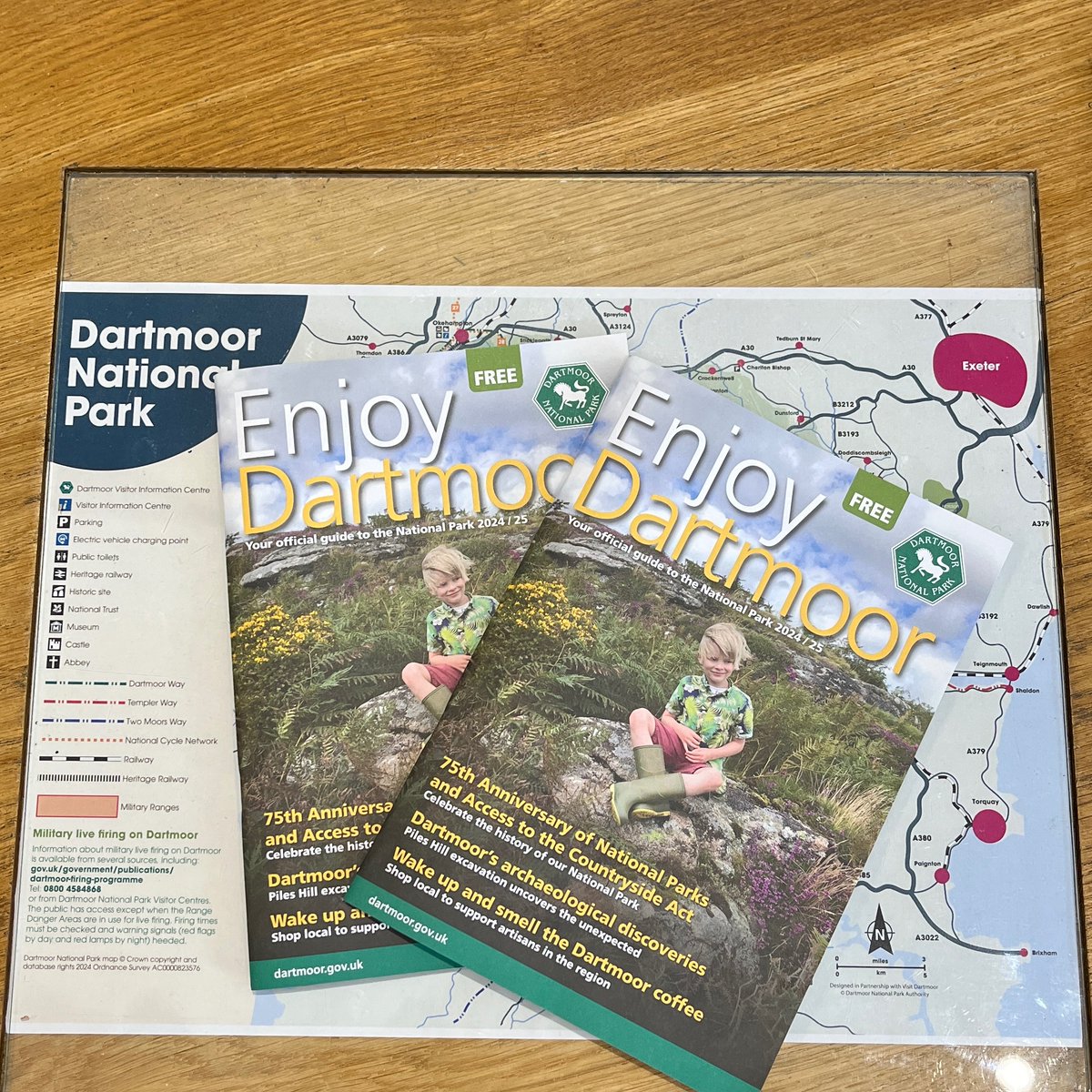 Calling all Dartmoor enthusiasts 💚 have you grabbed your FREE copy of our newest Enjoy Dartmoor Magazine? Full of wonderful articles, and Dartmoor information! Available now at all our Visitor Centres, or you can view it online 👉 bit.ly/3uqHMLd
