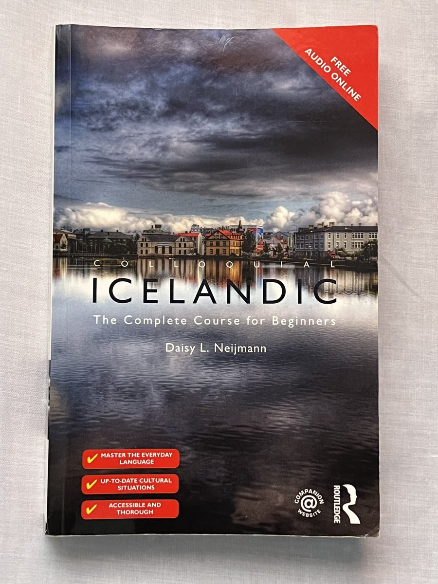 My new Icelandic book arrived, it’s 398 of useful, practical Icelandic. Audio at at speed that is understandable. Very pleased with this, #langtwt! 🗣️ 🇮🇸