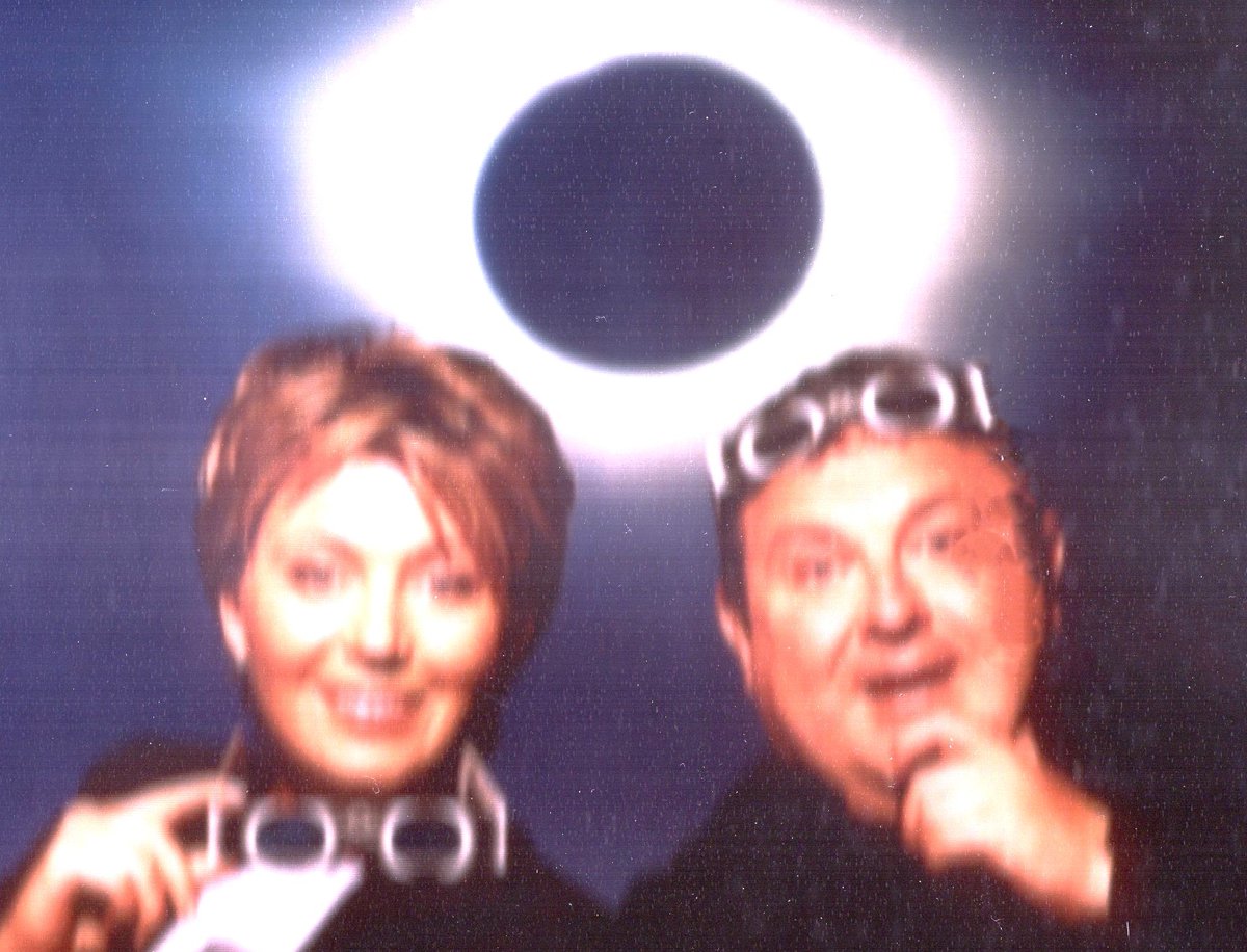 August 11th '99 I waited on Bodmin Moor with a TV crew & #KirstyYoung was down Penzance way as we presented a special on the total eclipse. The weird energy was tangible as the live feed went down to Kirsty and I had to cover for her: she said I was her hero who'd have thought 😇