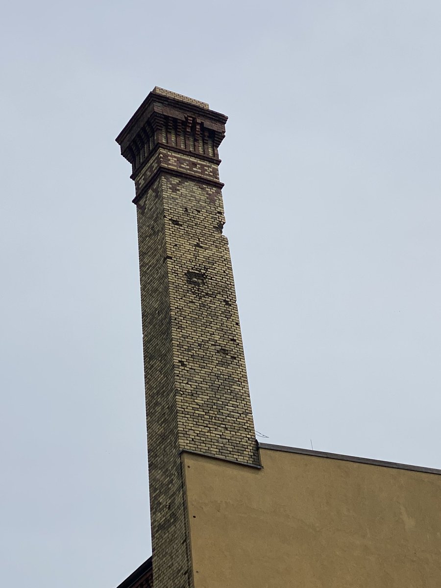 MyBattleGuide's tweet image. Nice piece of battle damage in #Berlin #WWII