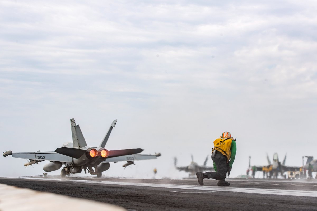 Prep, set, launch, repeat! 🔁These Sailors make launching jets look easy! #NavysFinest 😎 📸: Sailors prepare and launch F/A-18E Super Hornet fighter jets during flight operations aboard USS Dwight D. Eisenhower (@theCVN69) in the Red Sea. #AlwaysReady