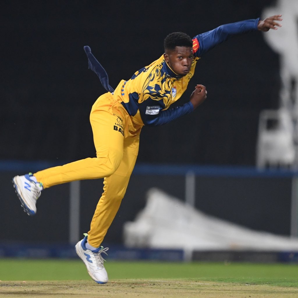 🦁 Few T20 PB’s for our DP World Lions bowlers this past week. ⚡️ Yusuf - 3/15 vs Dolphins Sipamla - 3/14 vs WP Peter - 4/7 vs Rocks #LionsCricket #ThePrideOfJozi #WozaNawe #CSAT20Challenge