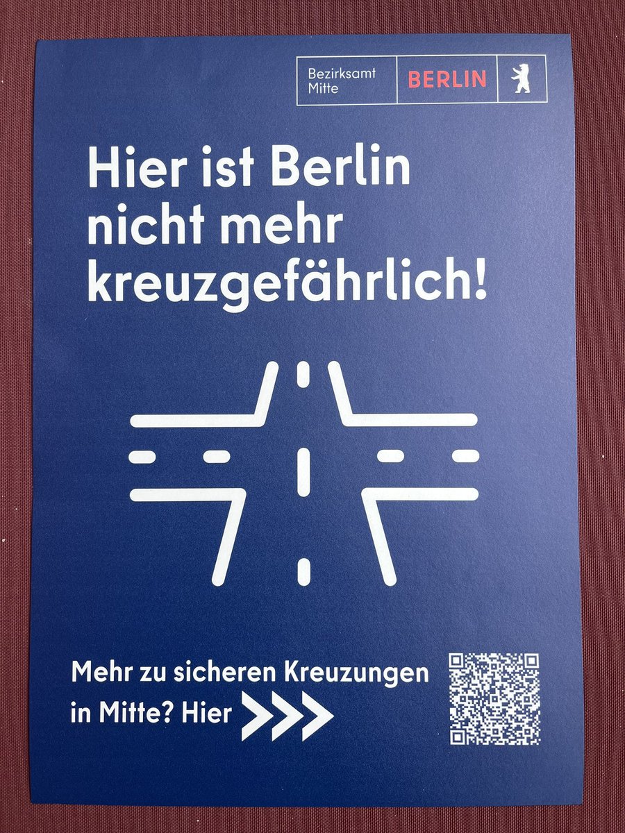 Das neuste Meisterwerk der #Pressestelle des @BA_Mitte_Berlin: Unsere druckfrischen Infoplakate zu unseren verschiedenen Projekten in Sachen #Verkehrswende und #Stadtgrün! 🙌 Bald in echt zu sehen an den Parkscheinautomaten des Bezirks. #bürgerbeteiligung #beteiligung