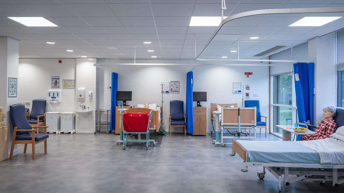 Happy World Health Day! Our Digital Care Hubs have been designed for immersive training in areas such as Health and Social Care and Dental and Pharmacy. Find out more by viewing our Venue Hire Brochure: ow.ly/PILA50R9ZO0
