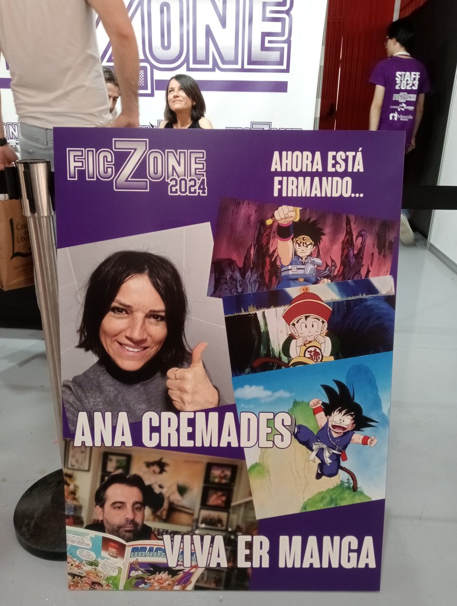 Ahora mismo en @FicZone sesión de formas con Ana Cremades.