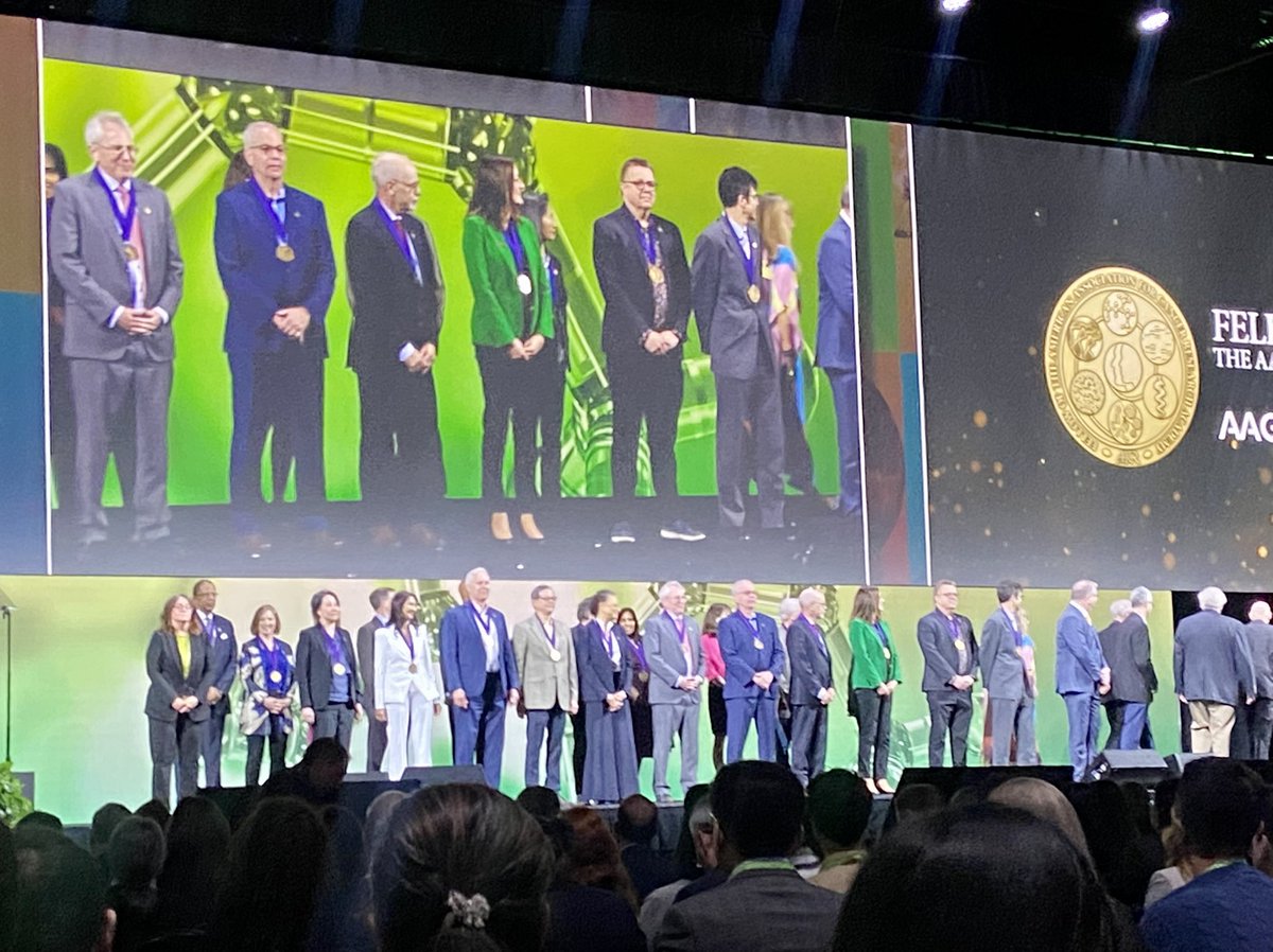 Congratulations to all the @AACR #Fellows 2024, with a special admiration shout-out to @Johanna_A_Joyce for being a mentor and role model for so many of us, and for the important science and inspiring scientific leaders that her lab have forged over the years. Congrats! 👏🏻