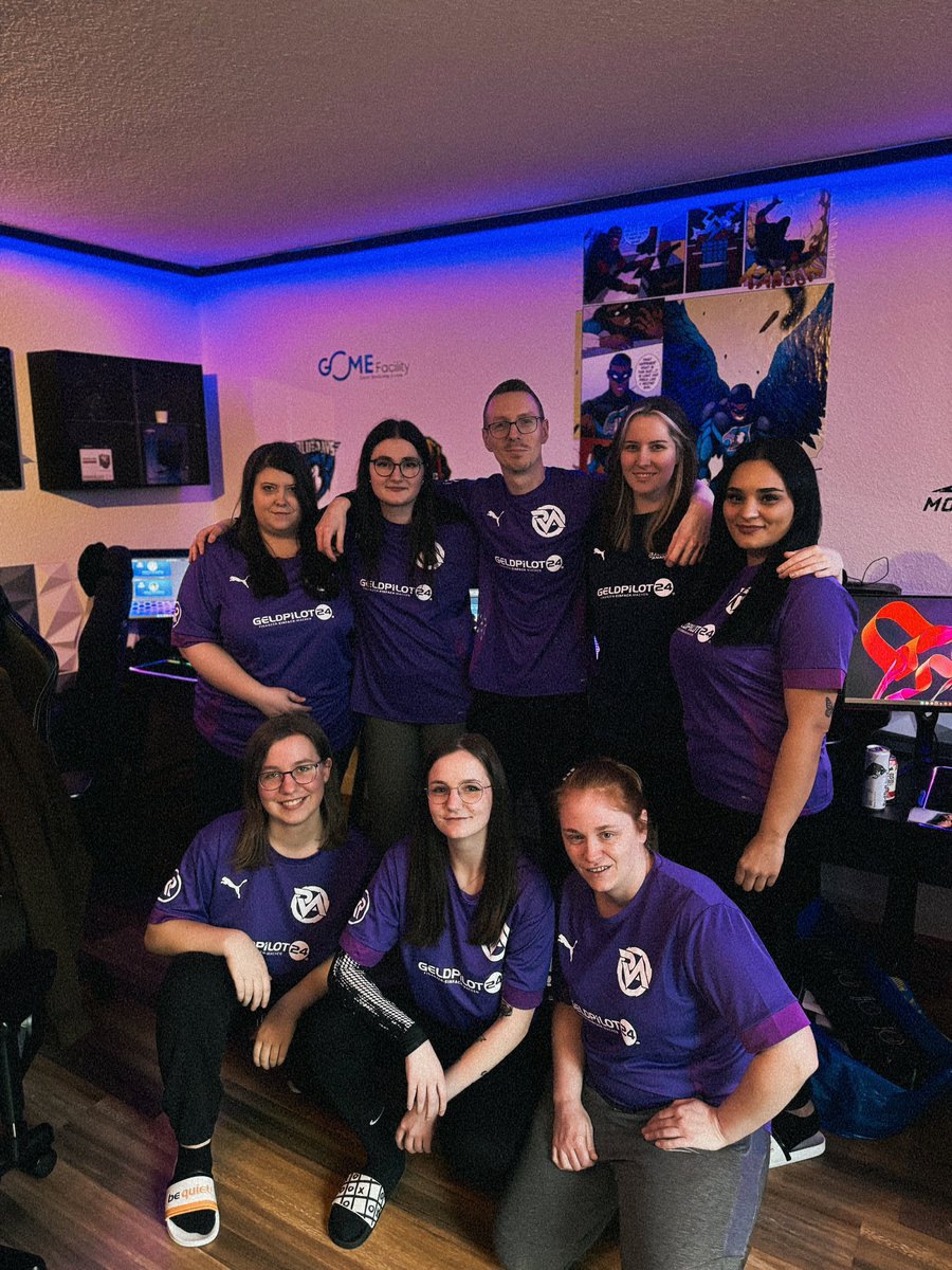 Wenn ich eine Sache mag ist es, unfassbar nice Menschen kennenzulernen und ne tolle Zeit mit ihnen zu verbringen.

Bootcamp ist over und ich kann ein Fazit ziehen: 

Ich liebe mein Team. ❤️

Danke für die tolle Zeit und für die schönen Momente. 🫶🏼