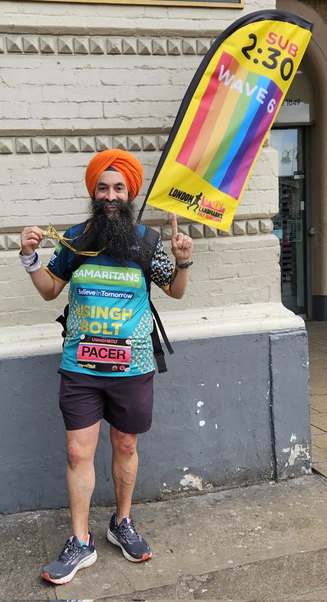 Loved pacing at <a href="/LLHalf/">London Landmarks Half Marathon</a> for the 2nd year in a row. 
2 hrs 30 bus again and we'll done to all those that ran.
What a brilliant race. An electric atmosphere.
That wind on the bridge though! Not flg friendly!!