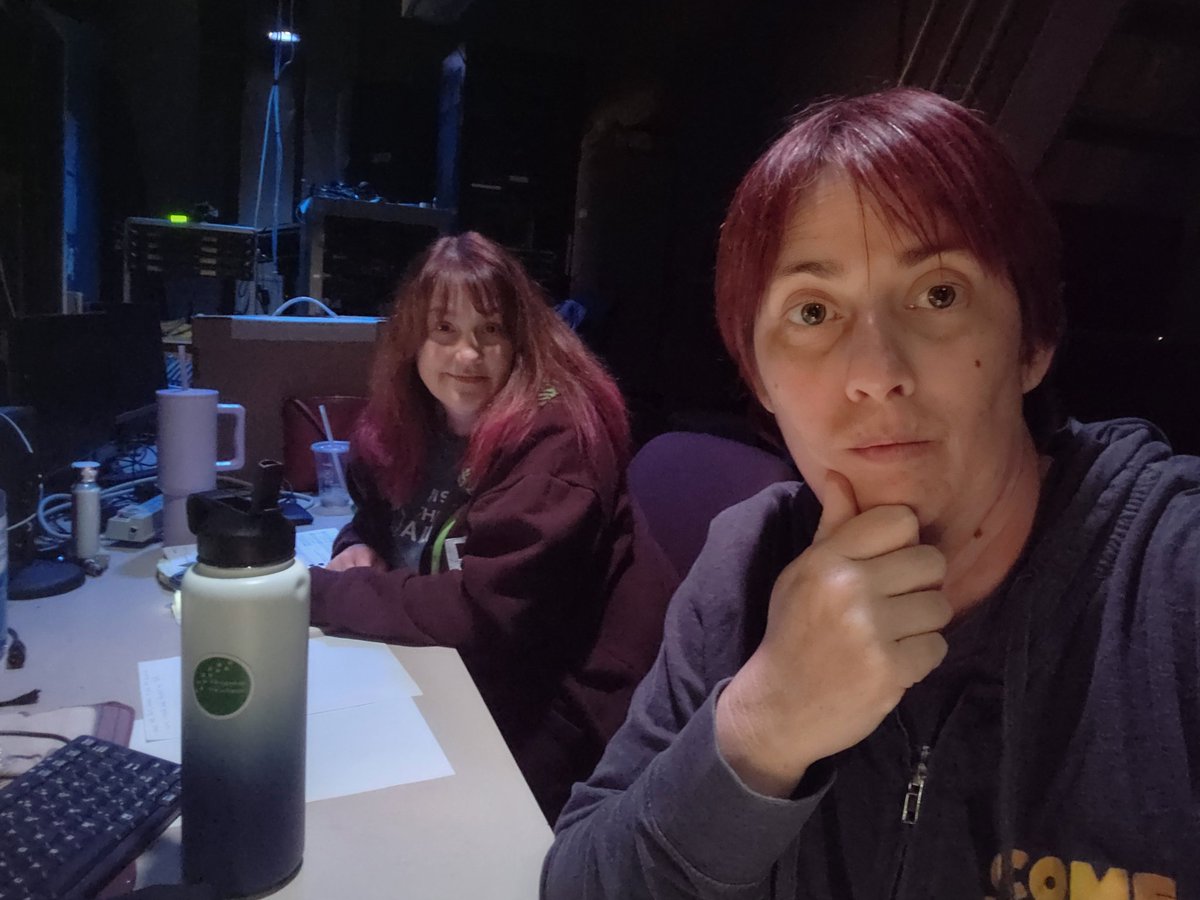 LorieO17's tweet photo. @FZNPlayers Status update.....70 minutes later...we are on page 38 of 308. It's  going to be a long day! https://t.co/kKgdhpLuJN