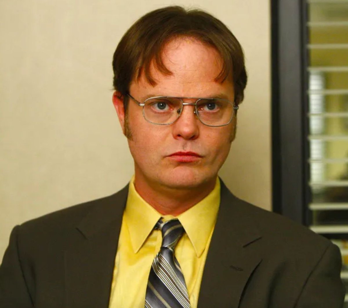 Gordox's tweet photo. Fernando Caruso como Dwight Schrute https://t.co/Bcm4pDwGqI