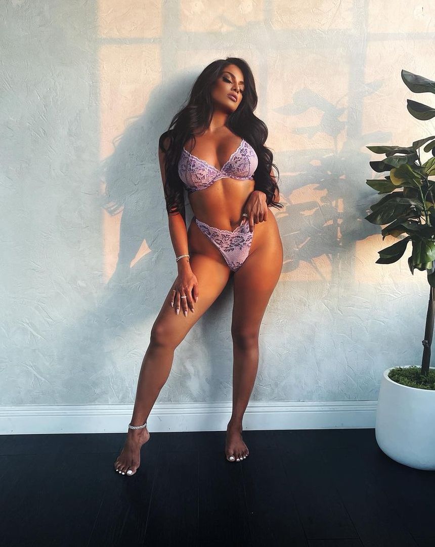 A Women's Lingerie Says A Lot 
                About Her 👙