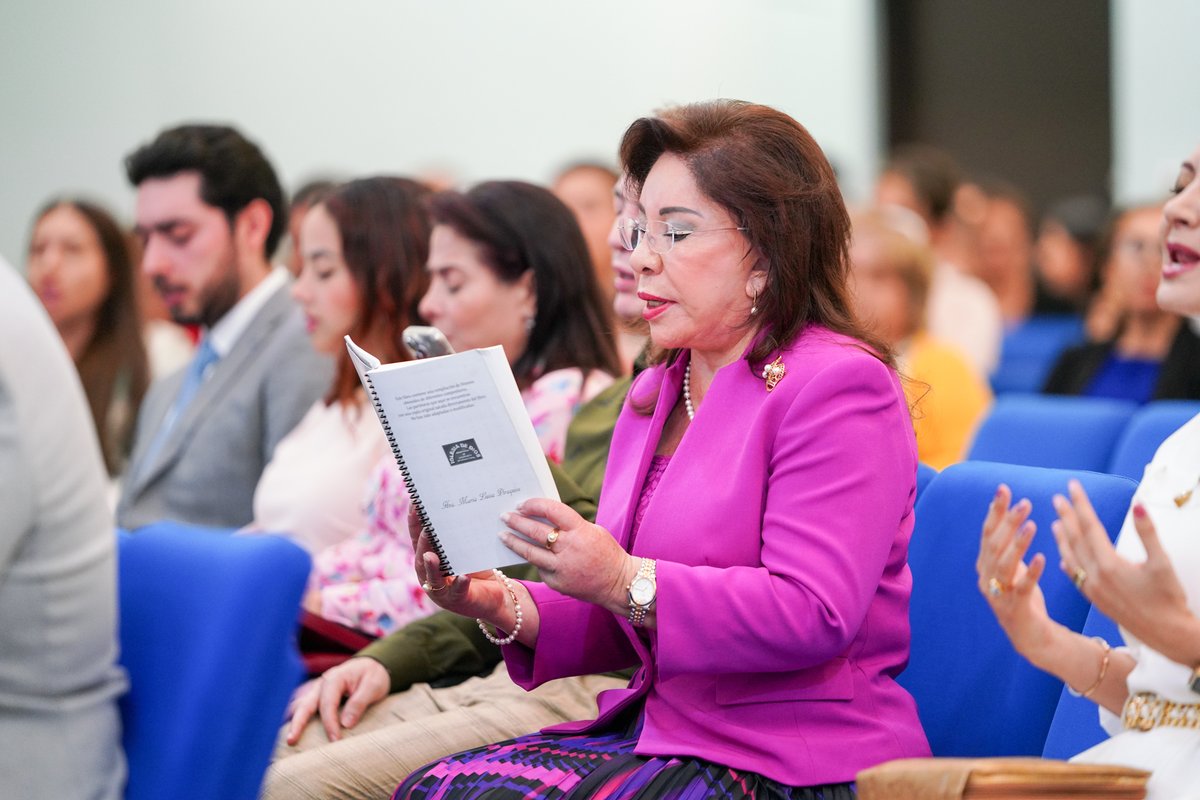 María Luisa Piraquive tweet media