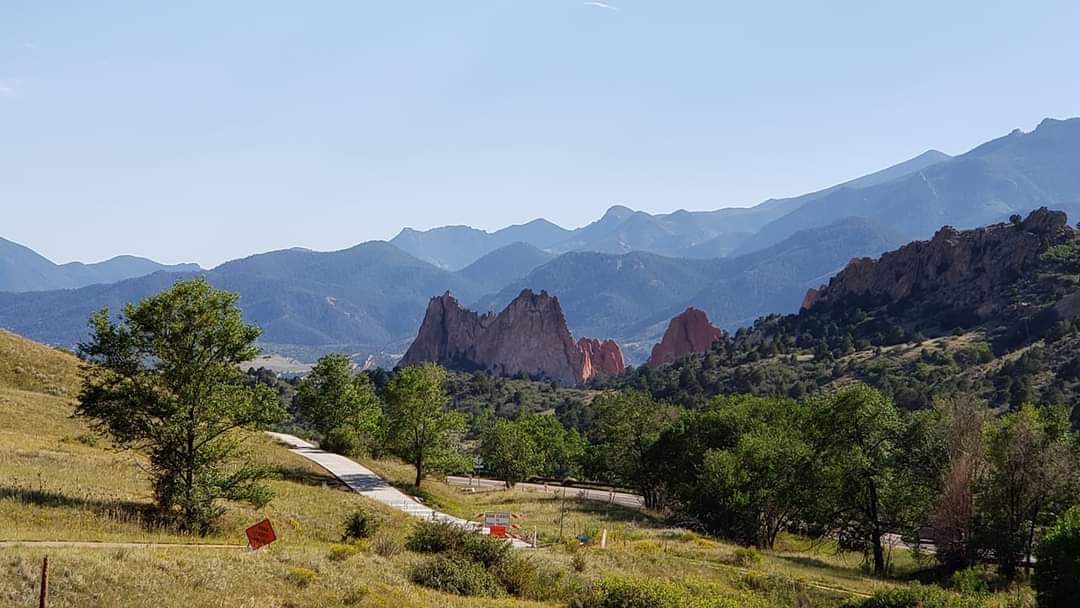 @JamesLucasIT The USA has a wide variety, but Colorado is especially nice, I can walk and see this daily.
#Colorado
#GardenOfTheGods